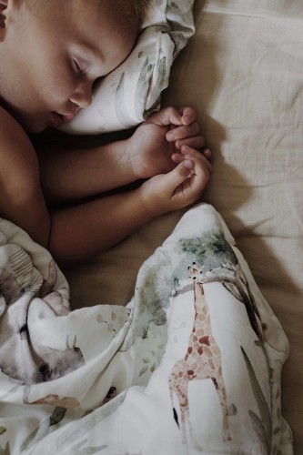 Bambusowa pościel do łóżeczka z wypełnieniem 100x135 cm - Sawanna