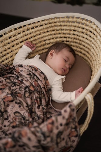 Bawełniany kocyk dziecięcy 70x90 cm – Berry Mousse