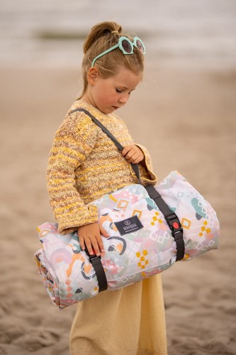 Koc piknikowy / duża mata do zabawy 150x200 cm – Mystery of Flowers