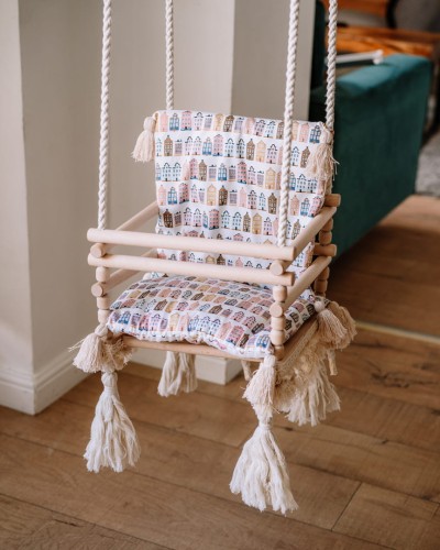 Huśtawka drewniana handmade dla dzieci 3w1 – pastelowe domki