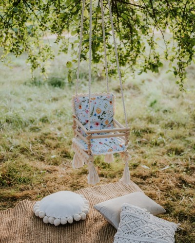 Huśtawka drewniana dla dzieci 3w1 – dzikie kwiaty na błękicie