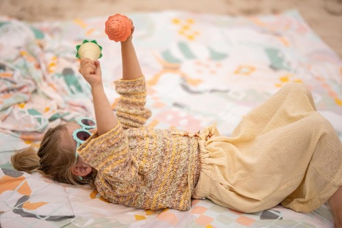 Koc piknikowy / duża mata do zabawy 150x200 cm – Stardust
