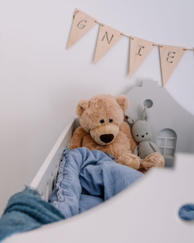 Łóżeczko Niemowlęce Kamieniczka 120 x 60 cm - pastelowe kolory