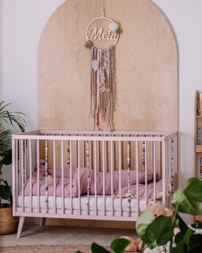 Drewniane Łóżeczko Sensoryczne 120x60 cm – różowe