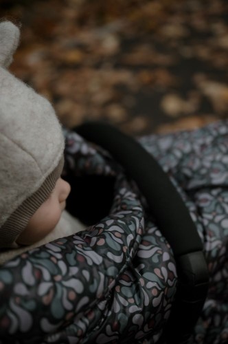 Zimowy śpiworek do wózka / spacerówki z wodoodpornej tkaniny Mont Blanc – Habanera