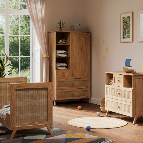 Zestaw drewnianych mebli dziecięcych Marélia Bois Naturel z naturalnym rattanem - łóżeczko 60x120cm