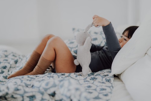 Dziecięca pościel z wypełnieniem wzór niebieskie lwy - 120x160cm