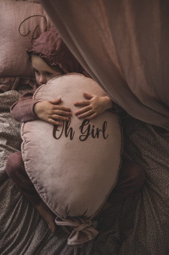 Dekoracyjny balon z miękkiego velvetu - 40 x 50 cm - pudrowy róż