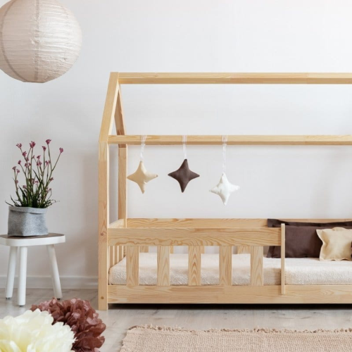 Łóżko domek Mila MBP z barierką Montessori