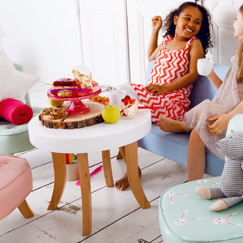 Stolik dla dziecka okrągły drewniane nogi
