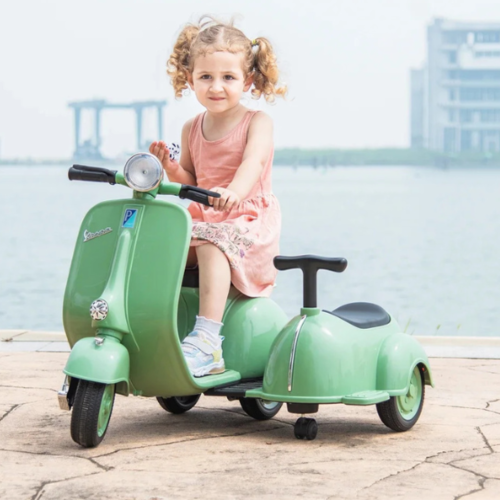 Dziecięcy skuter Vespa / pojazd elektryczny trójkołowy - zielony