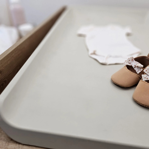 Przewijak piankowy dla niemowląt Small All – śmietankowy