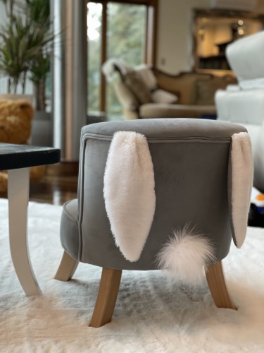 Fotelik dziecięcy z Uszami i Ogonkiem